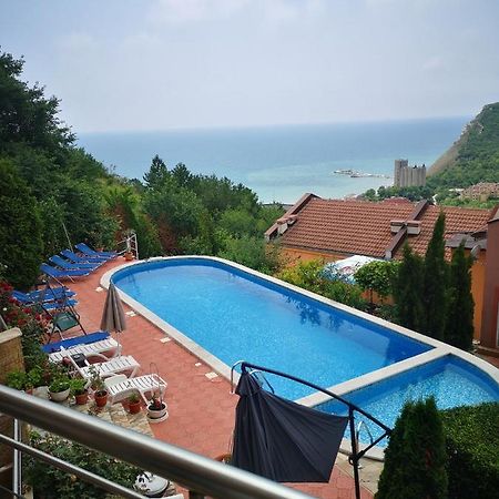 Complex Karia IV Apartment Kavarna Luaran gambar