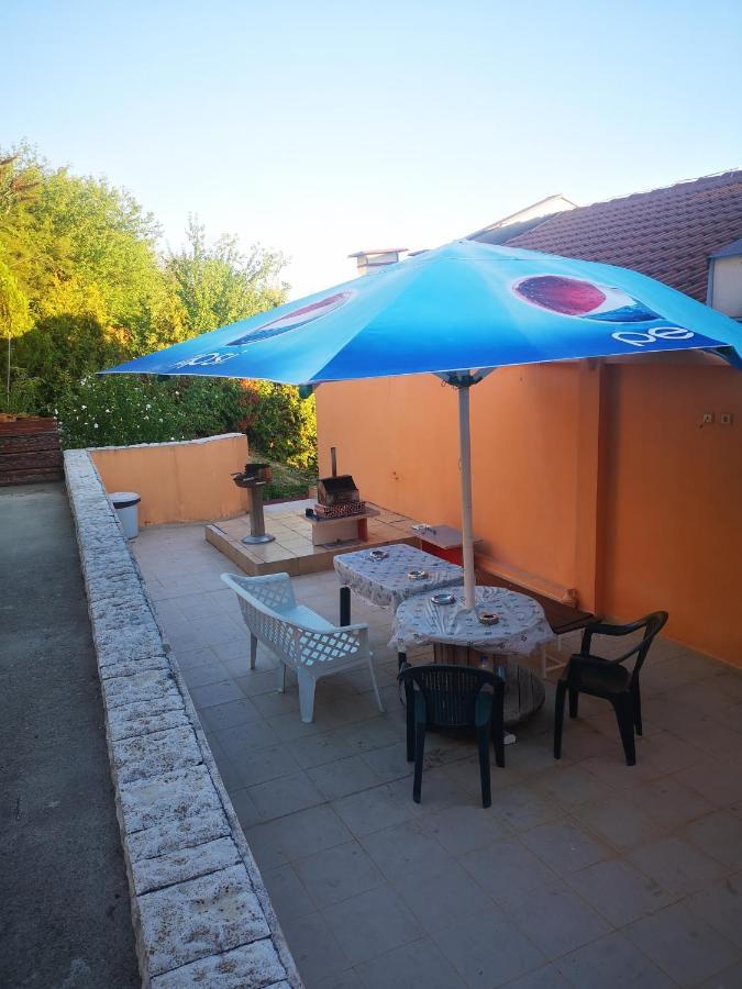 Complex Karia IV Apartment Kavarna Luaran gambar