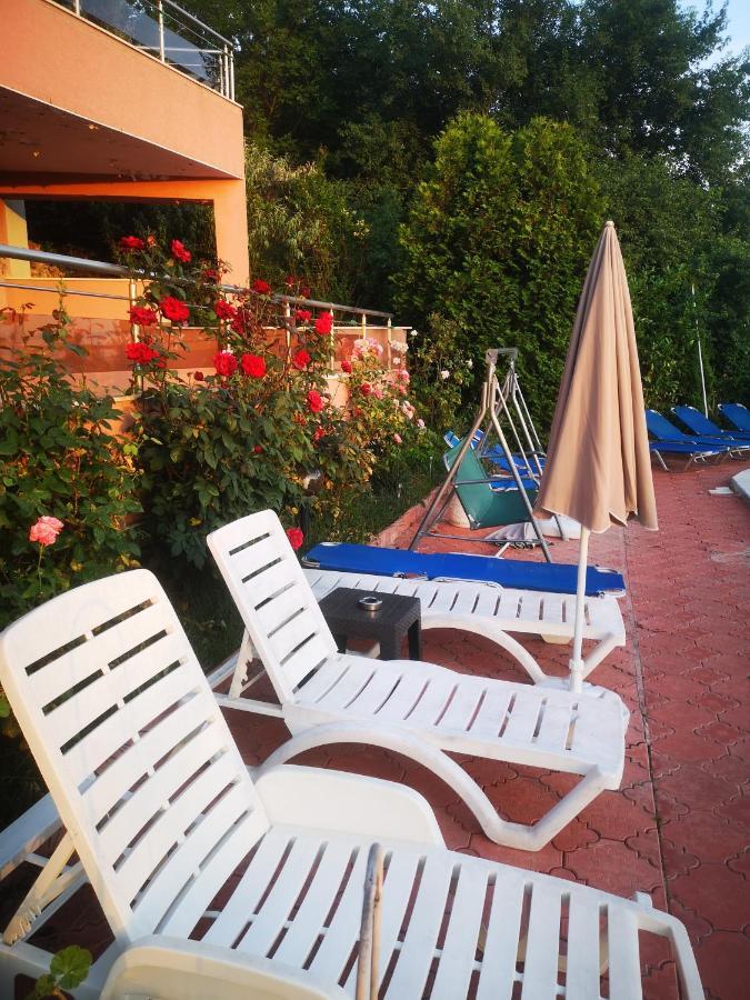 Complex Karia IV Apartment Kavarna Luaran gambar