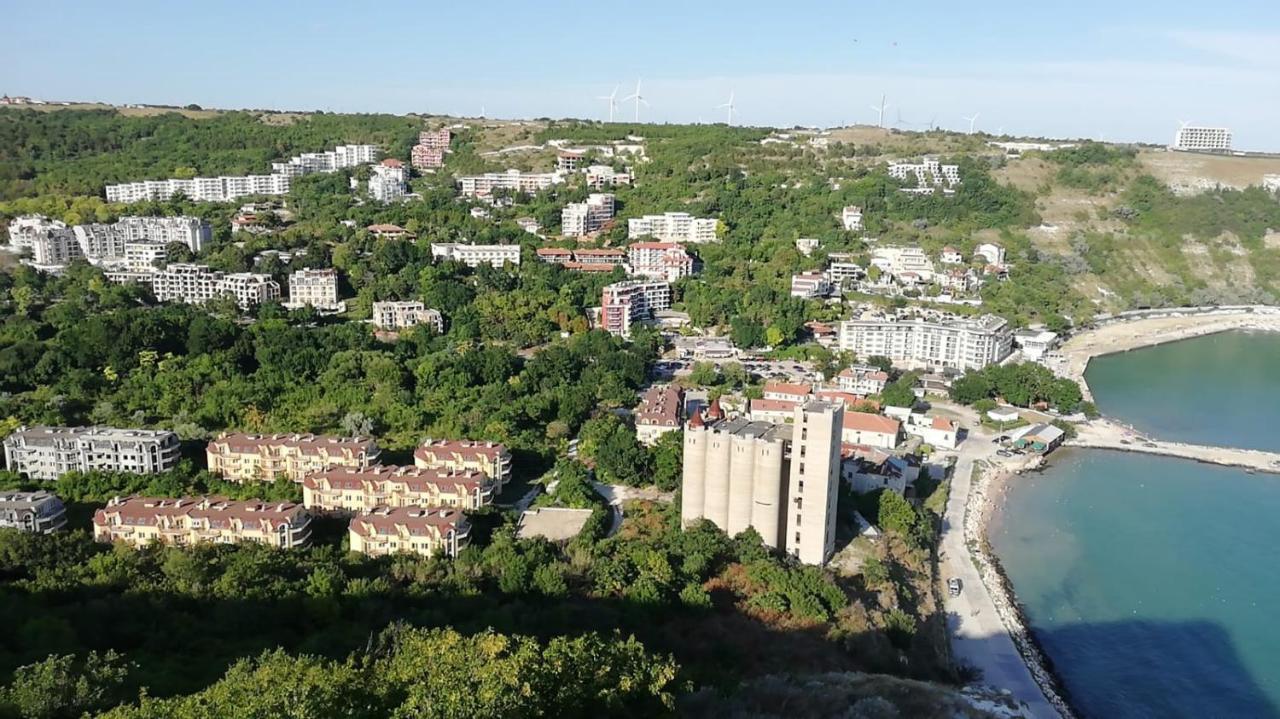 Complex Karia IV Apartment Kavarna Luaran gambar
