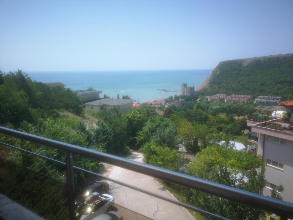 Complex Karia IV Apartment Kavarna Luaran gambar