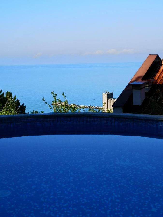Complex Karia IV Apartment Kavarna Luaran gambar