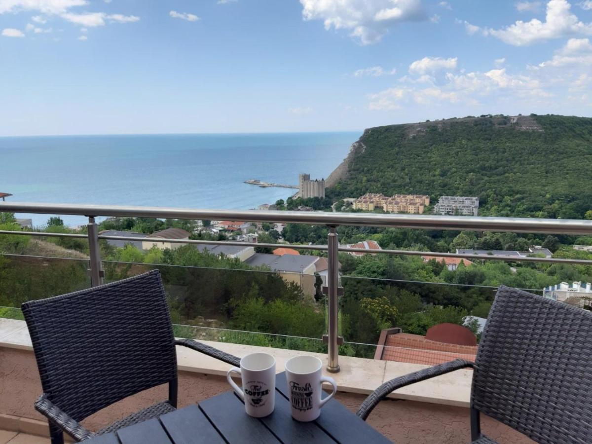 Complex Karia IV Apartment Kavarna Luaran gambar